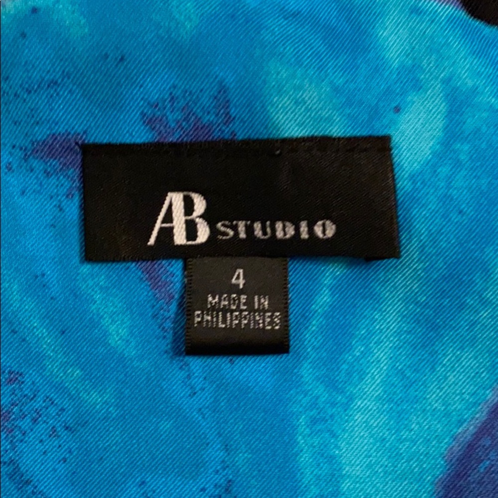 Women’s AB Studio Dress - Picture 6 of 8